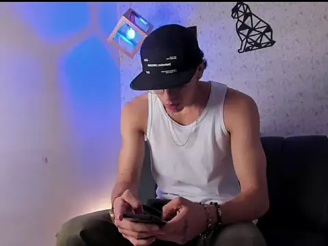 nicolai drake online show from September 2025 10:38:02 PM