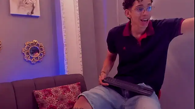 nicolai drake online show from November 2025 10:58:01 PM