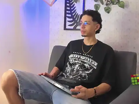 nicolai drake online show from October 2025 08:00:01 PM