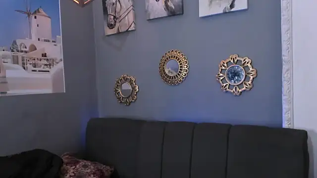 nicolai drake online show from November 2025 03:43:01 AM