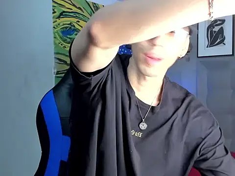 nicolai drake online show from October 2025 03:28:01 AM