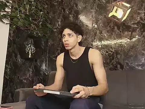 nicolai drake online show from November 2025 03:32:02 AM