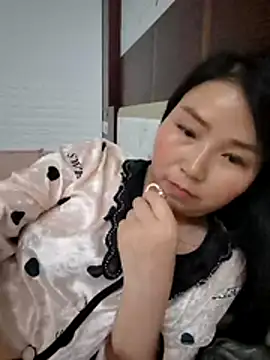 lingling5200 online show from April 2026 04:33:01 PM