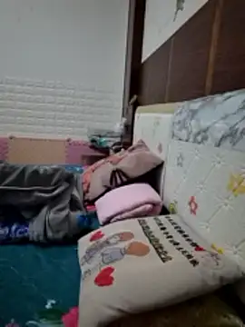 lingling5200 online show from April 2026 07:37:01 PM