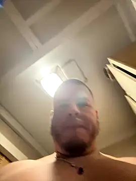 kev0n2389 online show from October 2025 08:24:02 AM