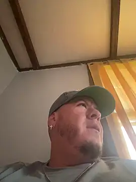 kev0n2389 online show from September 2025 06:23:01 PM