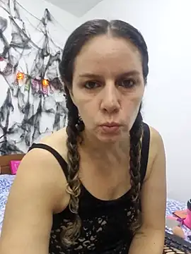 Snapshot of Nina_vallon chatting on October 2025 10:47:02 AM Nina vallon online show from October 2025 10:47:02 AM