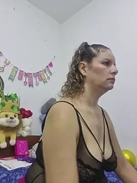 Nina vallon online show from May 2026 10:38:02 AM