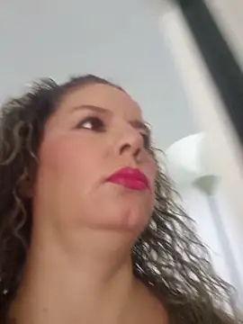 Nina vallon online show from April 2026 12:34:01 PM