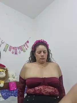 Nina vallon online show from April 2026 10:28:01 AM