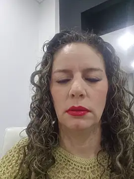 Snapshot of Nina_vallon chatting on June 2026 10:42:02 AM Nina vallon online show from June 2026 10:42:02 AM