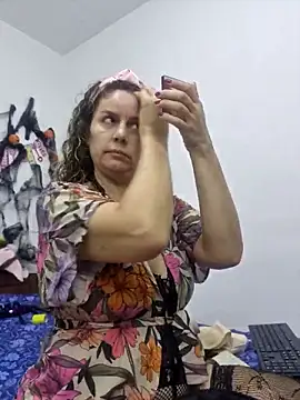 Snapshot of Nina_vallon chatting on October 2025 10:39:02 AM Nina vallon online show from October 2025 10:39:02 AM