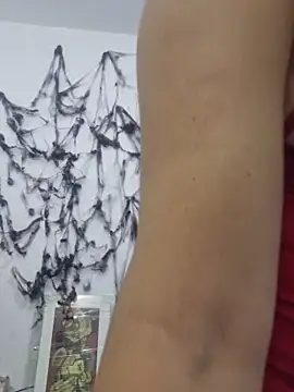 Nina vallon online show from October 2025 10:47:01 AM