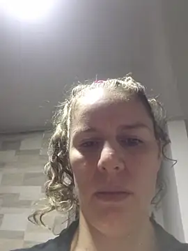 Nina vallon online show from November 2025 10:26:01 AM