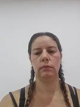 Nina vallon online show from March 2026 12:46:02 PM