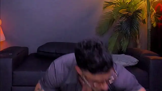 dennis cox1 online show from November 2025 06:06:02 AM