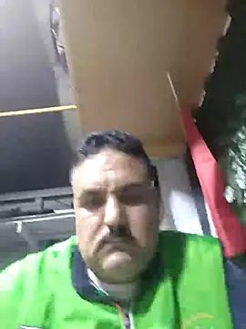 Snapshot of mM0140 chatting on December 2025 11:11:02 PM mM0140 online show from December 2025 11:11:02 PM