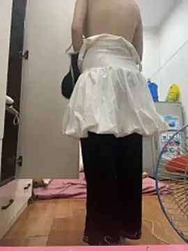 Miumieu online show from November 2025 12:59:02 AM