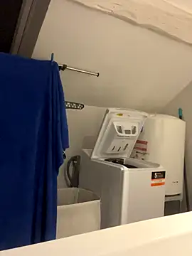 Snapshot of AZOPMOB18999 chatting on November 2025 05:13:01 PM AZOPMOB18999 online show from November 2025 05:13:01 PM