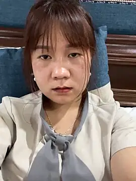 qinejr37 online show from September 2025 04:52:02 AM