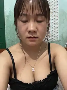 qinejr37 online show from September 2025 11:28:02 AM