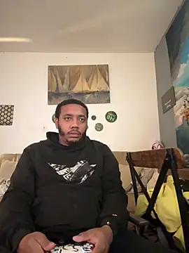 Snapshot of Kingstrokezxx chatting on November 2025 11:14:02 PM Kingstrokezxx online show from November 2025 11:14:02 PM