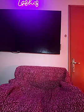 smokemilv online show from November 2025 04:38:01 AM