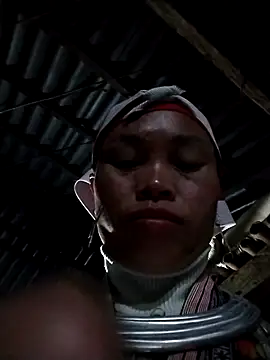   Ngoc20   online show from November 2025 10:19:02 AM