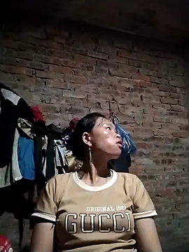   Ngoc20   online show from October 2025 05:11:02 AM