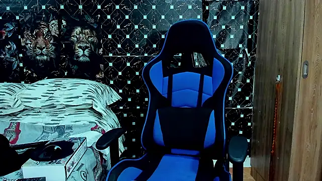 javiersexymann online show from March 2026 06:10:02 AM