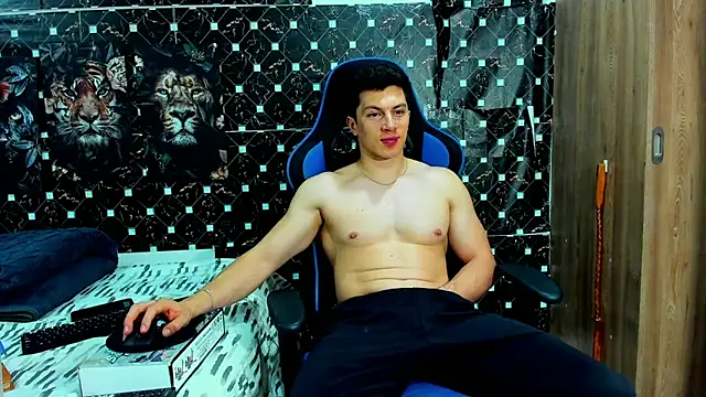 javiersexymann online show from May 2026 05:49:02 AM