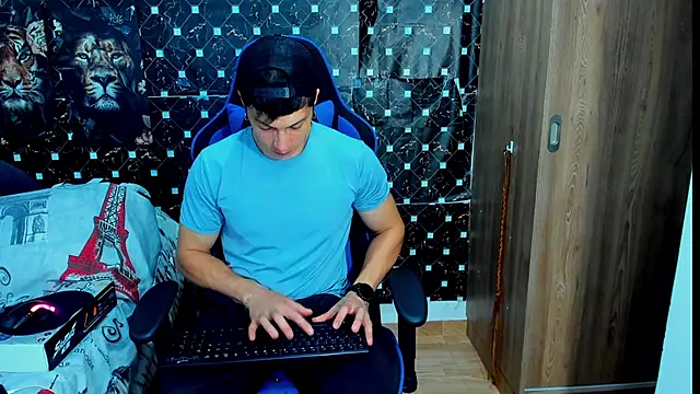 javiersexymann online show from January 2026 10:39:01 PM