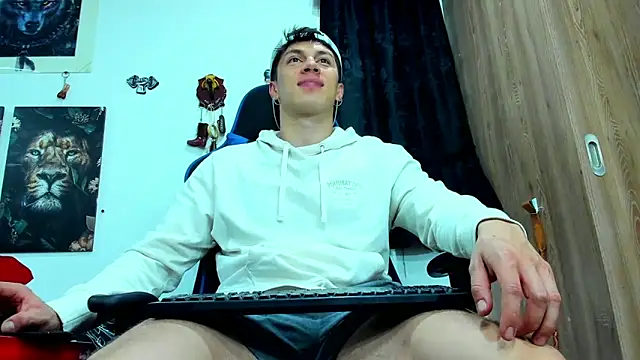 Snapshot of javiersexymann chatting on February 2025 05:07:02 AM javiersexymann online show from February 2025 05:07:02 AM