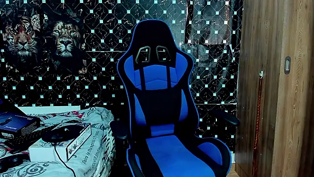 javiersexymann online show from March 2026 10:08:02 PM