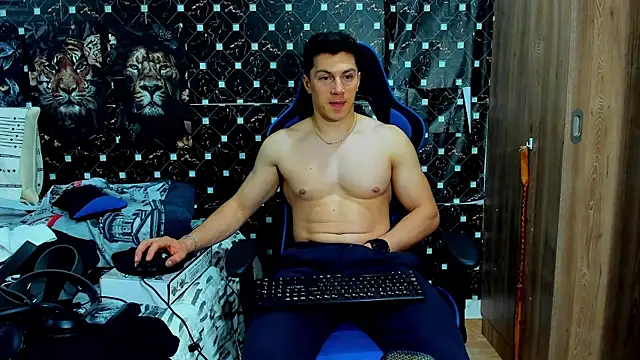 javiersexymann online show from April 2026 05:32:02 AM