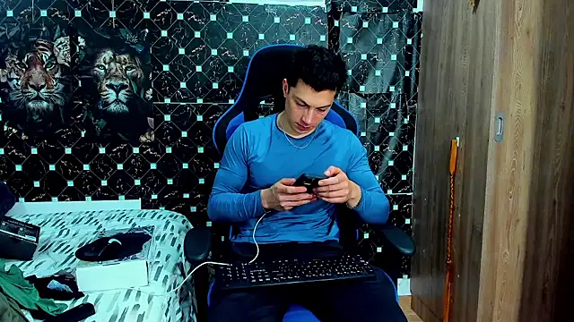 javiersexymann online show from May 2026 12:36:01 AM