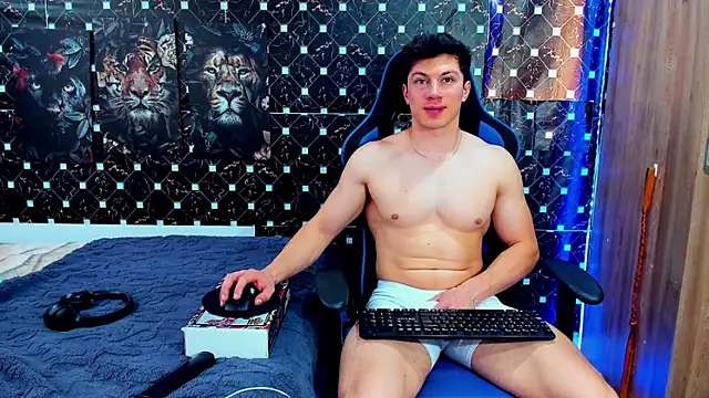 javiersexymann online show from May 2026 09:13:01 PM