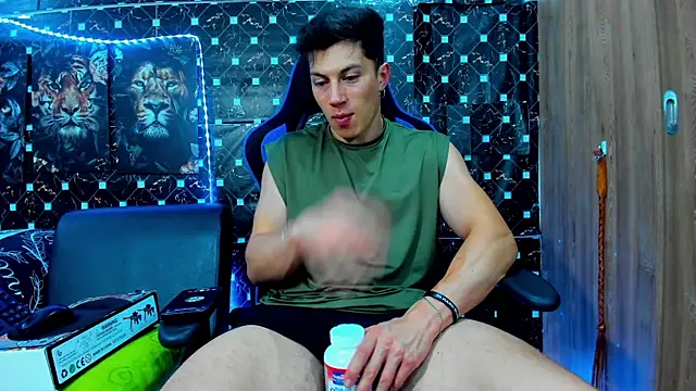 Snapshot of javiersexymann chatting on September 2025 11:26:01 PM javiersexymann online show from September 2025 11:26:01 PM