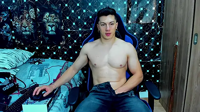 javiersexymann online show from February 2026 08:38:01 PM