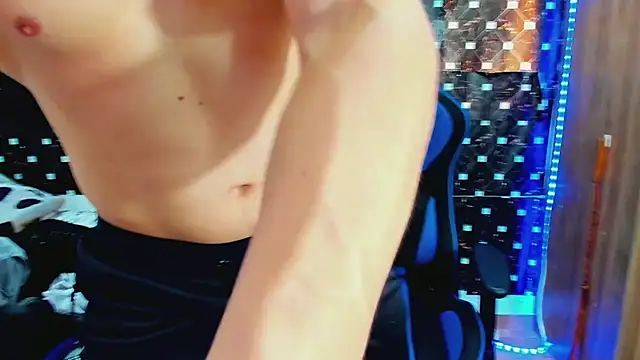javiersexymann online show from June 2026 09:27:02 PM