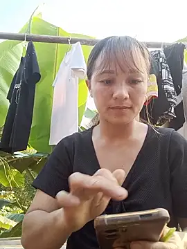 Mini3333 online show from May 2026 10:46:01 AM