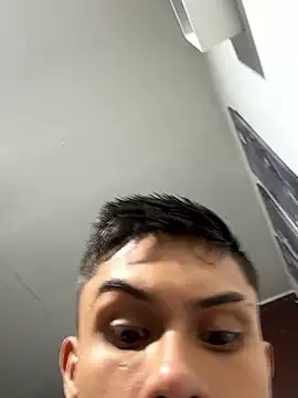 Manuel99boy online show from October 2025 06:51:01 AM