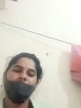 Snapshot of JULEE-740 chatting on November 2025 03:15:02 PM JULEE-740 online show from November 2025 03:15:02 PM