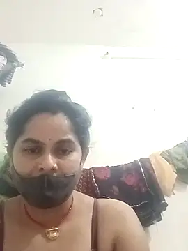 Snapshot of JULEE-740 chatting on October 2025 03:27:01 AM JULEE-740 online show from October 2025 03:27:01 AM