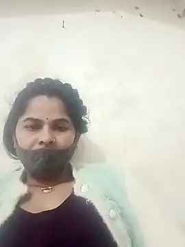 Snapshot of JULEE-740 chatting on November 2025 03:12:01 PM JULEE-740 online show from November 2025 03:12:01 PM