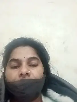 Snapshot of JULEE-740 chatting on November 2025 06:01:01 PM JULEE-740 online show from November 2025 06:01:01 PM