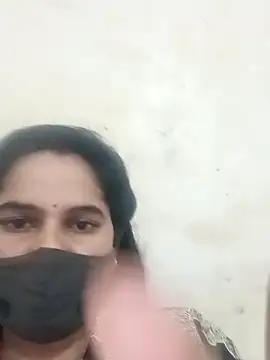 Snapshot of JULEE-740 chatting on November 2025 11:32:02 AM JULEE-740 online show from November 2025 11:32:02 AM