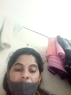 Snapshot of JULEE-740 chatting on November 2025 06:12:02 PM JULEE-740 online show from November 2025 06:12:02 PM