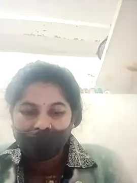 Snapshot of JULEE-740 chatting on November 2025 11:38:01 PM JULEE-740 online show from November 2025 11:38:01 PM