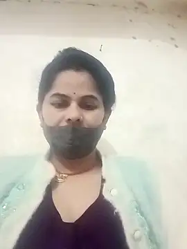 Snapshot of JULEE-740 chatting on November 2025 02:34:01 AM JULEE-740 online show from November 2025 02:34:01 AM